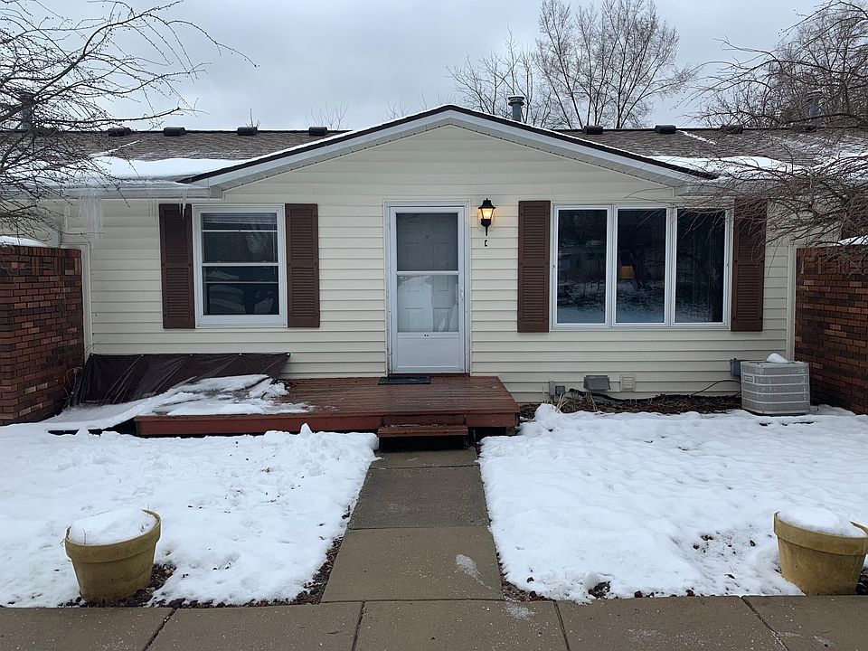 1st image of 1583 Highland Park Dr APT C