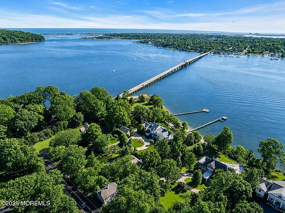 2nd image of 934 Navesink River Road