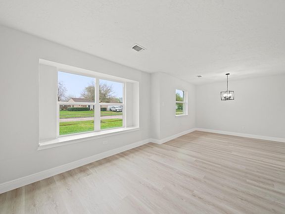 4th image of 7435 Neal Ridge Dr