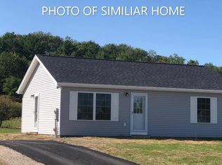 19 Westwood Acres Rd, Richmond, ME 04357