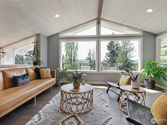 5th image of 7501 171st Avenue Ct E
