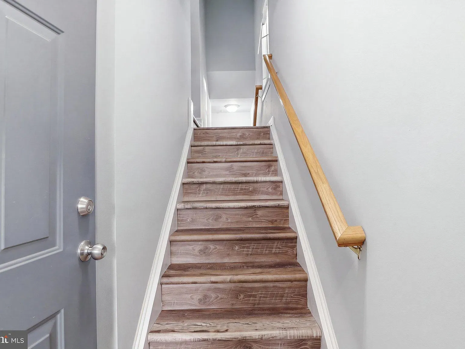 2 bed, 2.5 bath, 1320 sqft, $2,800 — Photo 3