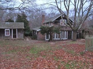 621 Springs Fireplace Rd, East Hampton, NY 11937