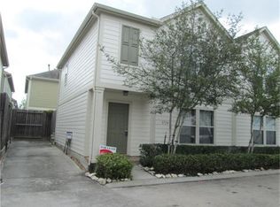 1714 Redwing Cove Dr, Houston, TX 77009