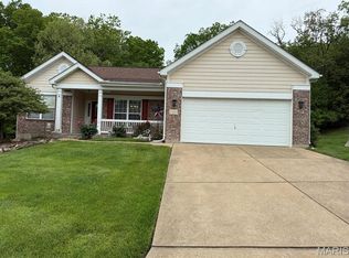 17316 Hilltop Ridge Dr, Eureka, MO