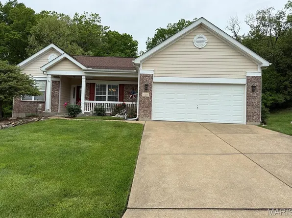 17316 Hilltop Ridge Dr, Eureka, MO 63025