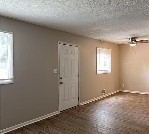 2nd image of 8035 Lydia Ave