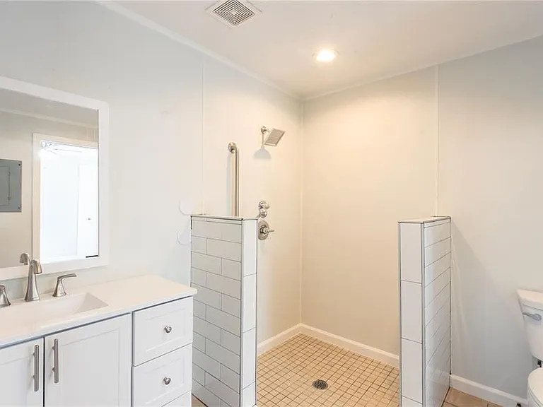 4715 S Lee St — Photo 23