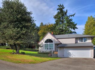4012 Holly Park Dr NW, Bremerton, WA 98312