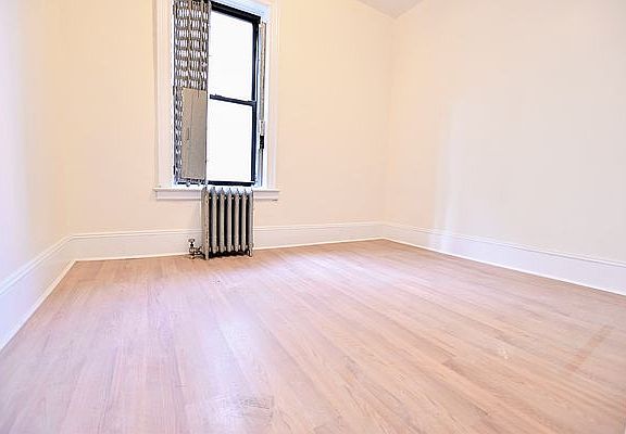 5th image of 30-38 30th St #Ab
