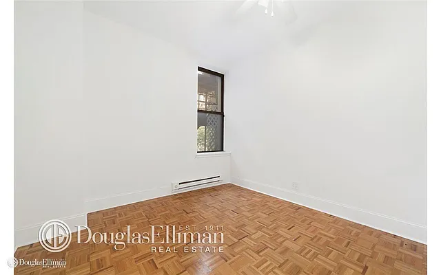 Rented by Douglas Elliman | media 14