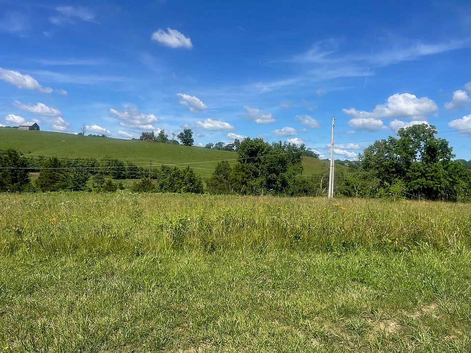 1st image of Lynn Ln