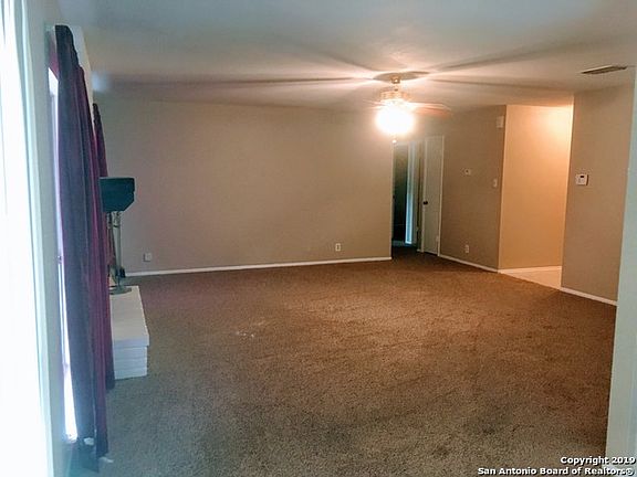 2nd image of 4834 Blue Spruce Dr