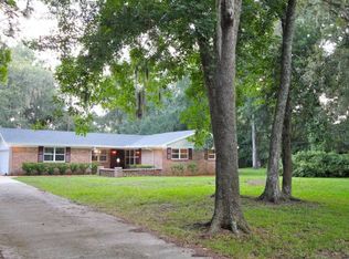 15448 Cape Dr N, Jacksonville, FL 32226