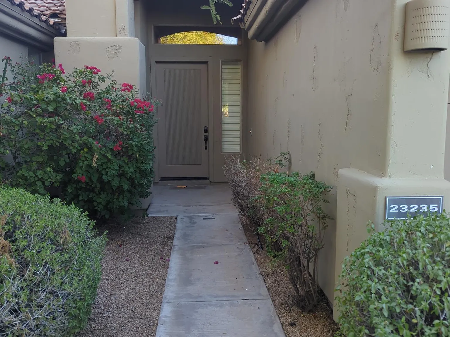 3 bed, 1858 sqft, $3,600 — Photo 3