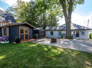 38 Maple Dr, South Bruce Peninsula, ON N0H1A0