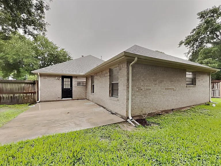 21079 Southern Colony Ct — Photo 16