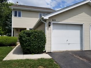 1628 Prestwick Dr, Naperville, IL 60563