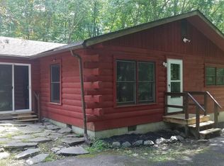 202 Sellersville Dr, East Stroudsburg, PA 18302