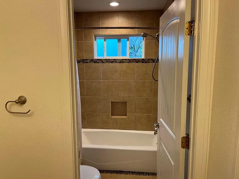3504 Brookshire St — Photo 15