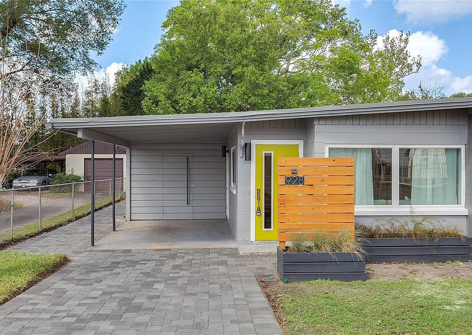 1st image of 926 S BUMBY AVENUE