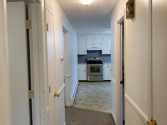 5th image of 10 Cherrybrook Ave APT 1