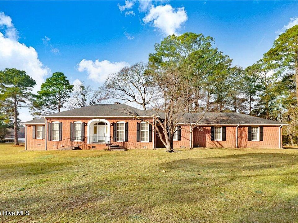 1st image of 123 Walnut Creek Drive