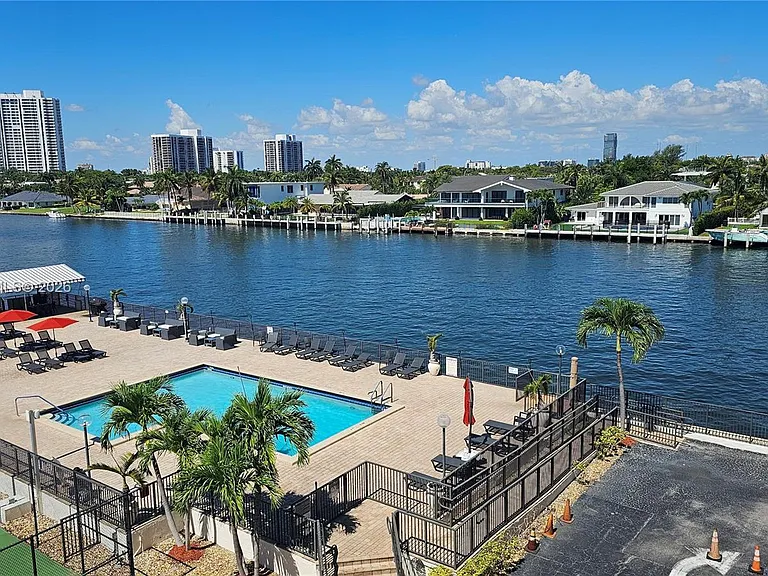 2017 S Ocean Dr #408 — Photo 2
