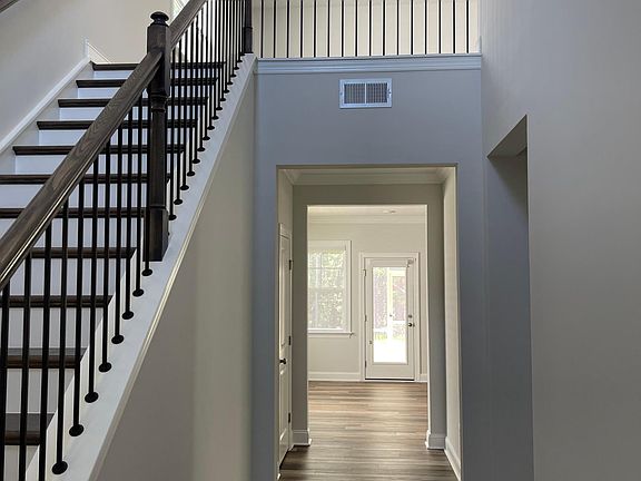 4th image of 2272 Jollay St