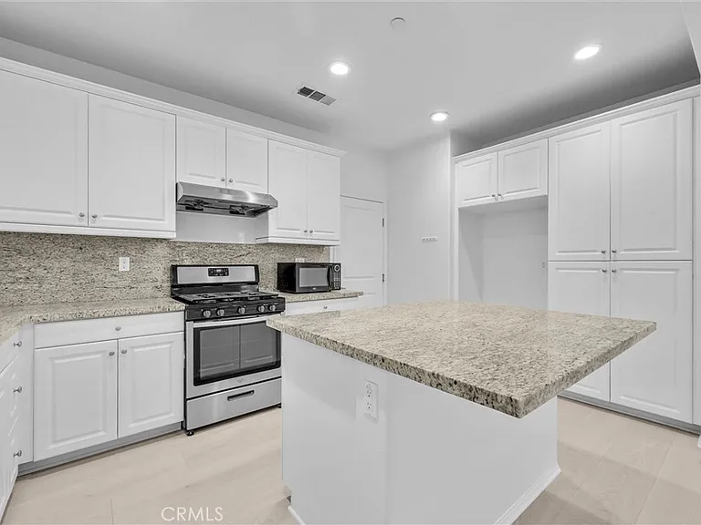 2969 Villa Catalonia Cir — Photo 4