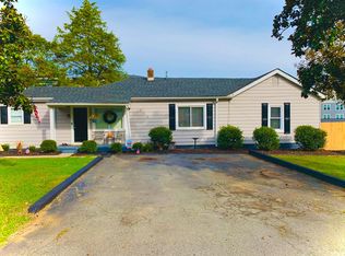 225 Sandy Ave, Charlotte, NC 28213