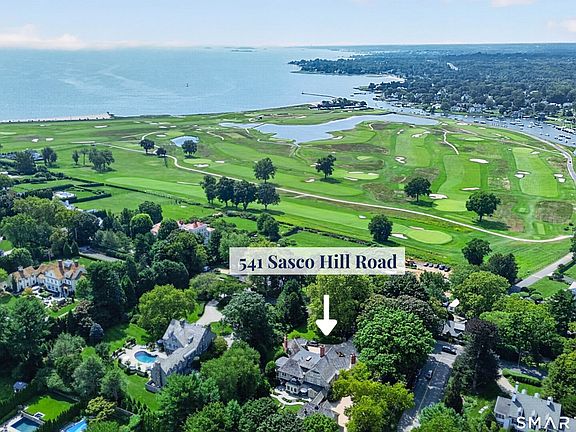 3rd image of 541 Sasco Hill Road