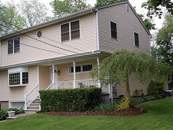 2nd image of 20 Bailey Ave