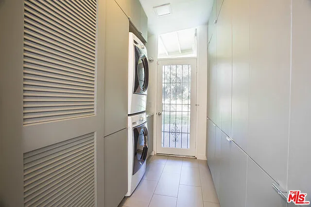 7561 Lolina Ln — Photo 33