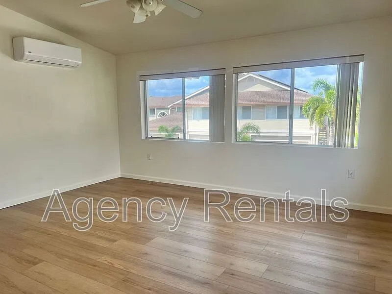 2 bed, 2.0 bath, 847 sqft, $3,400 — Photo 3
