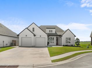 311 Buenos Aires Ave, Youngsville, LA 70592