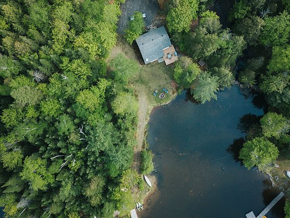 4th image of 1097 Bay Lake Rd