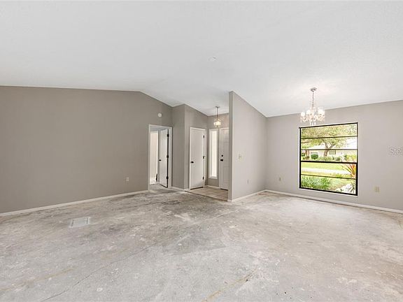 4th image of 4706 Maid Marian Ln