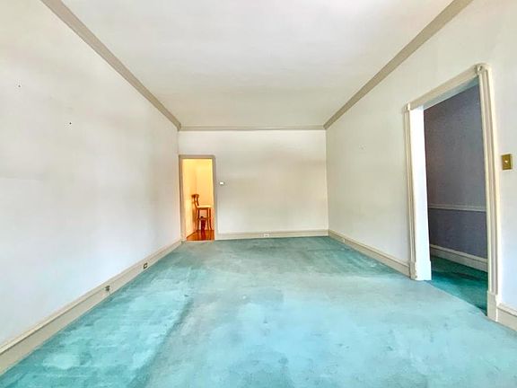 5th image of 35 W La Crosse Ave Unit 2