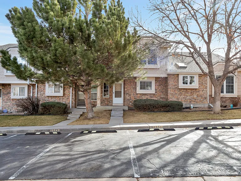 1254 S Zeno Way #E — Photo 3