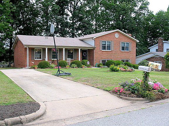 4th image of 625 Tamworth Dr