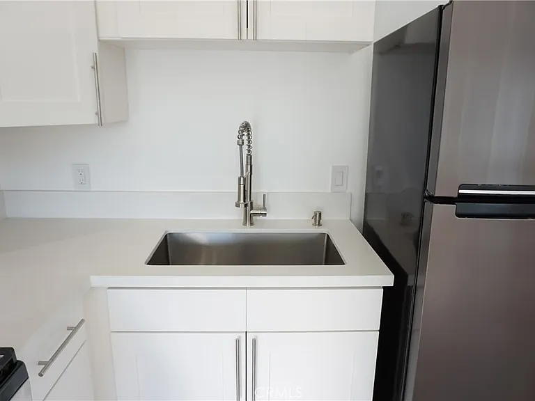 8824 Quartz Ave — Photo 5