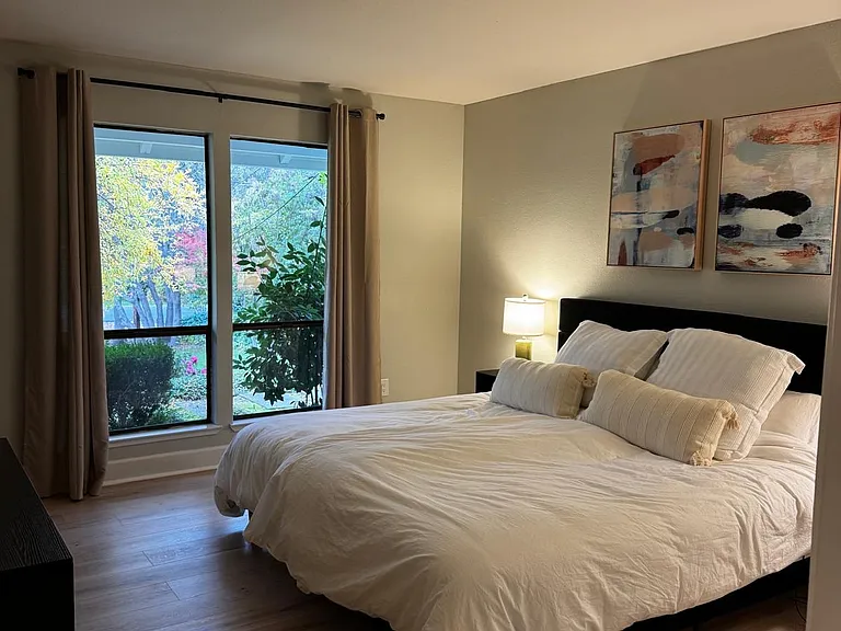 N Lake Cir — Photo 16