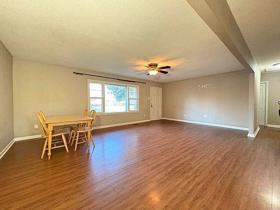 3rd image of 1809 Alonzo St