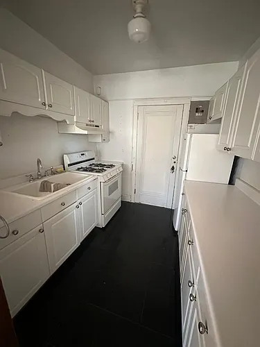 576 Grand Ave Photo 1