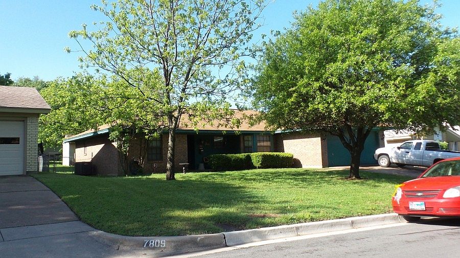 1st image of 7813 Davenport Ave