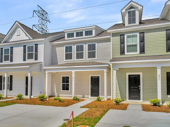 233 Harding Ln, Goose Creek, SC 29445