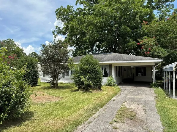114 N 13th St, Kinder, LA 70648