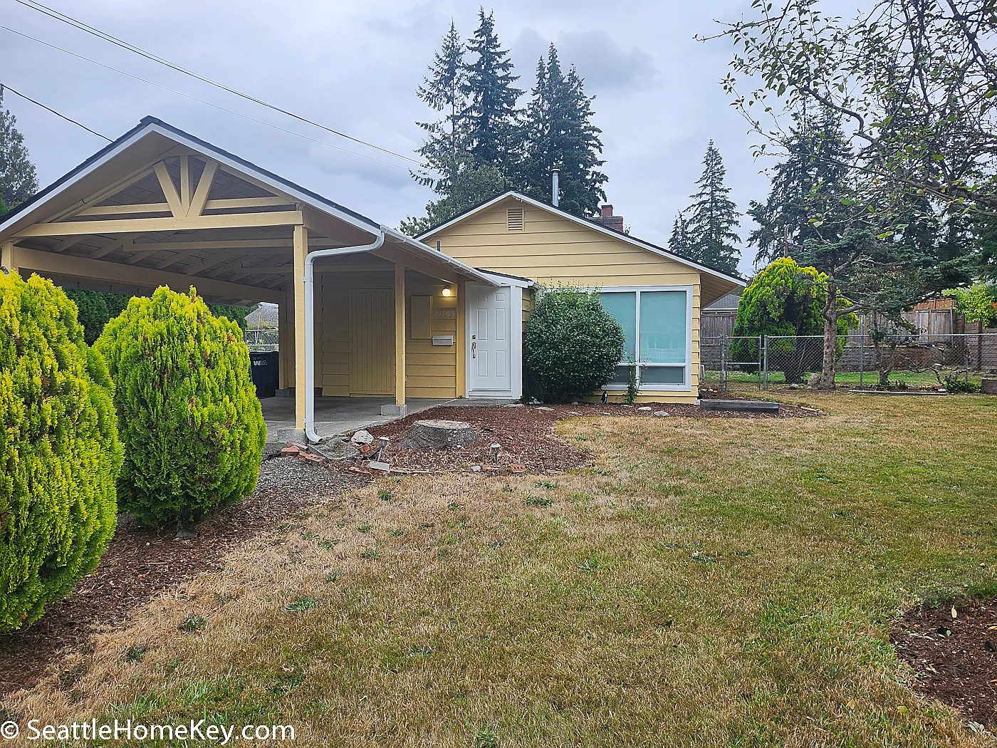 2 bed, 850 sqft, $2,585 — Photo 1