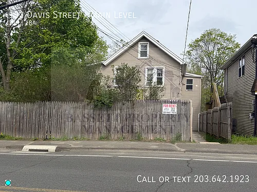 191 Davis St Photo 1